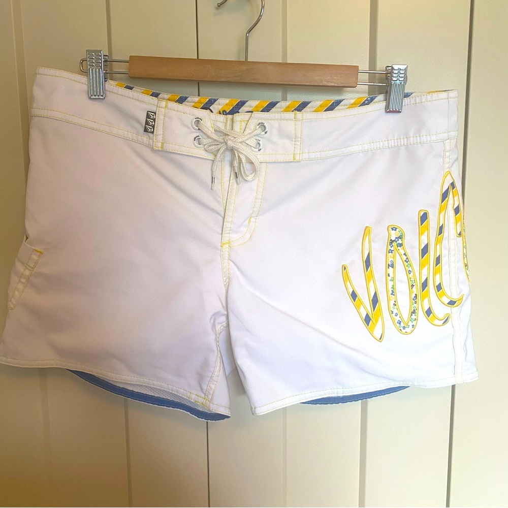 Volcom ☀️swim board shorts-Size 11